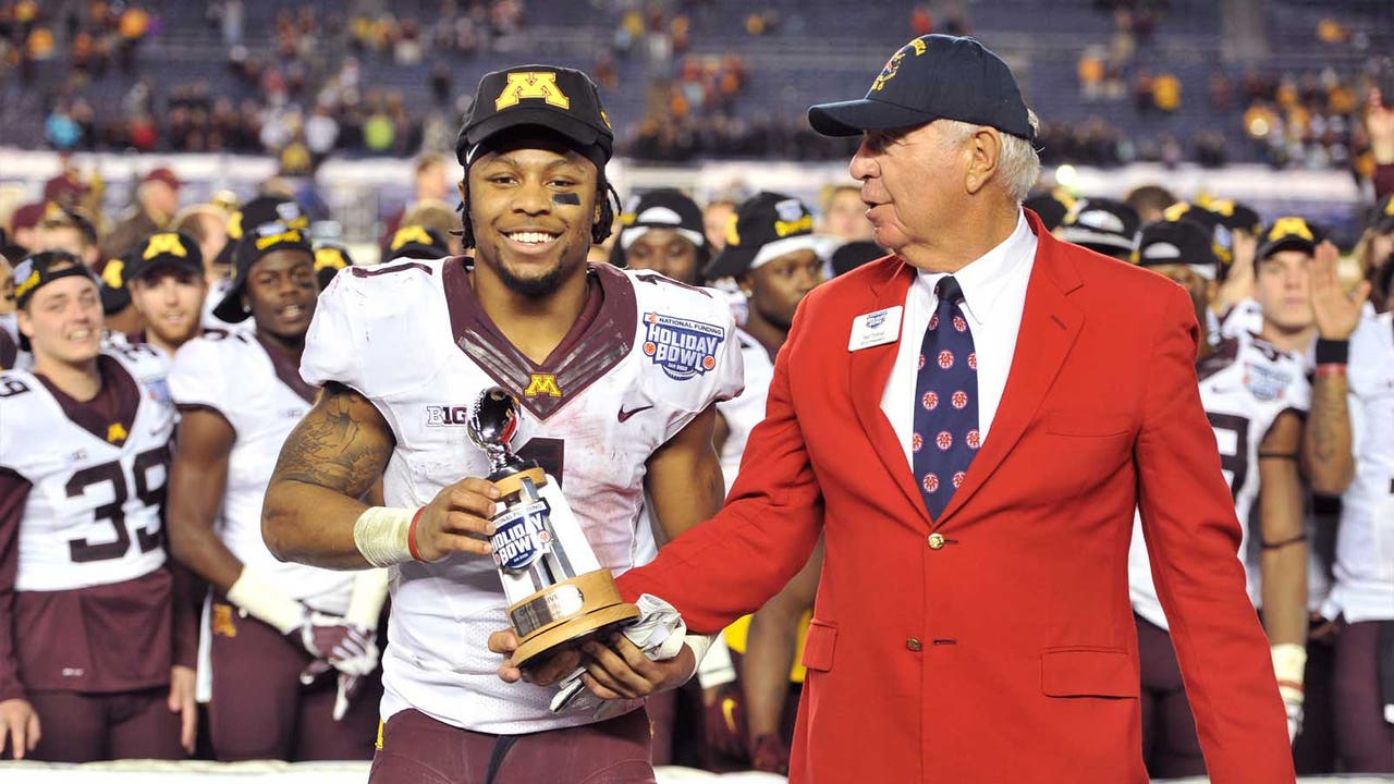 Upon Further Review: Gophers vs. Washington State (Holiday Bowl)